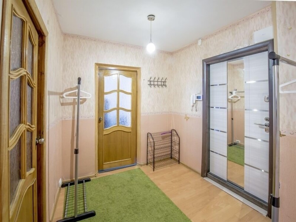 Apartment - Generala Tyuleneva 35
