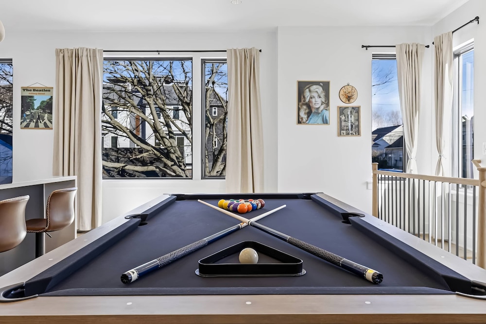 4 Rooftop Decks 4 Hot Tubs Game Rooms Sauna