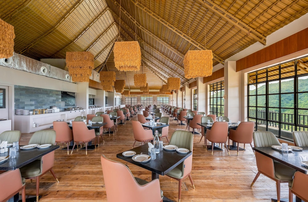 Nanda Hill Resorts
