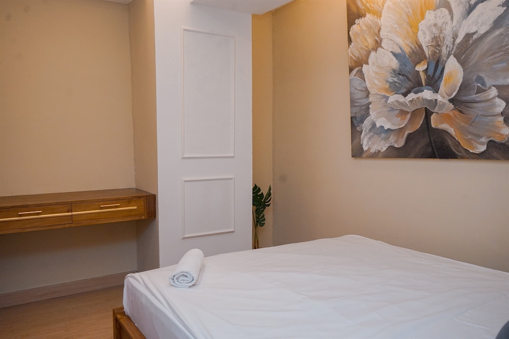 Luxurious 2BR at Urbantown Serpong Apartment