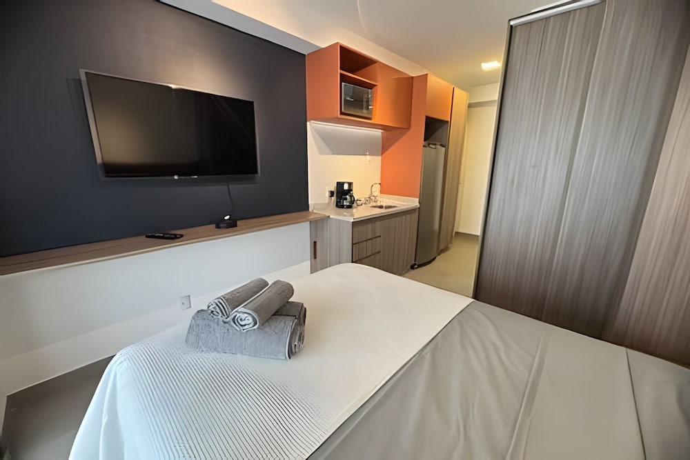 Haus Mitre Residences