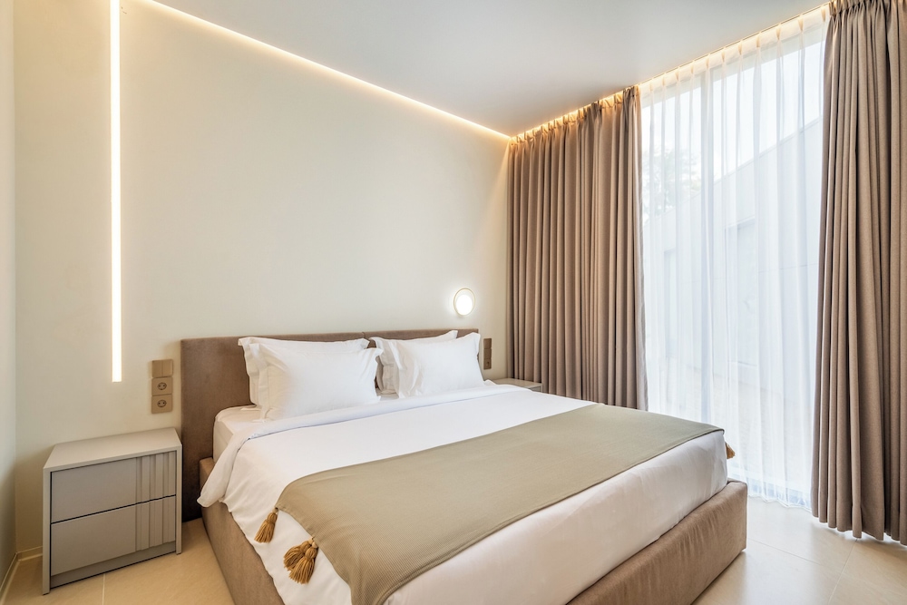 Hidden City Ubud - Modern Villas & Townhouses with Private Pools, Nature Views and Wellness Access