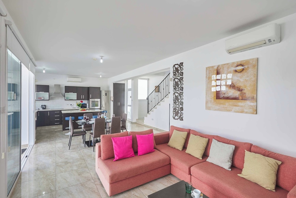 Protaras Pearl Pe18