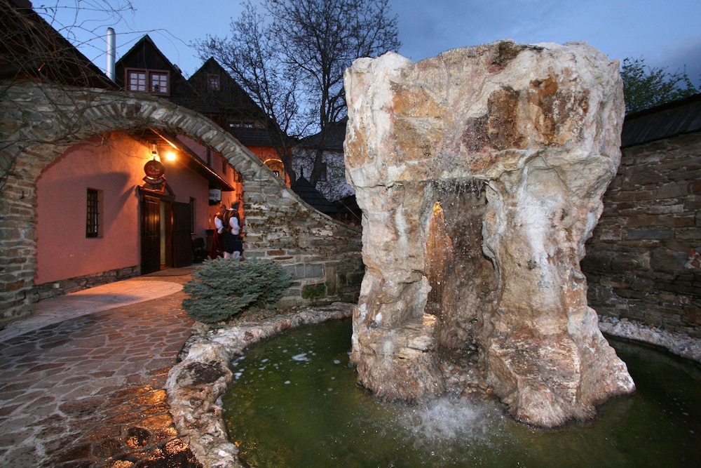 Pension - Restaurant SABATO