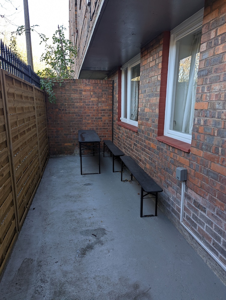 outdoor bbq area