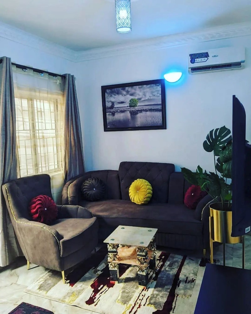 Metrohills Business Suites