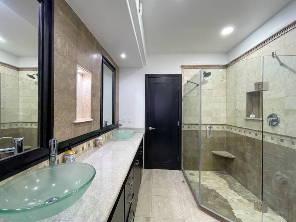 Find Peace at a Modern Ground Floor Condo