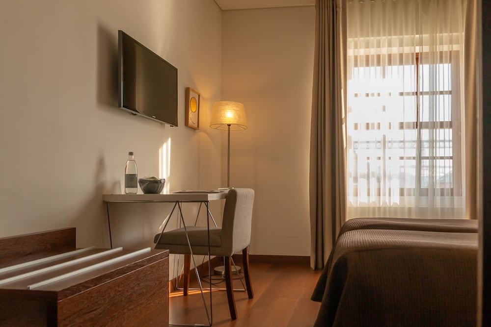Oca Ribeira do Porto Hotel 10