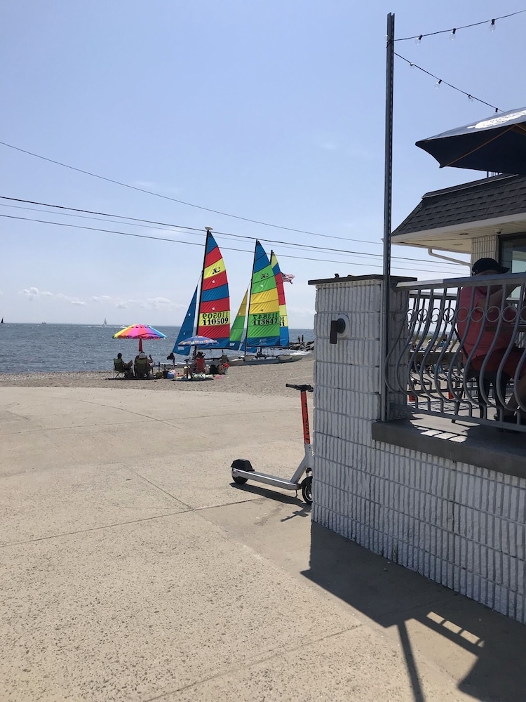 The Surfside Hotel - Property Image 27
