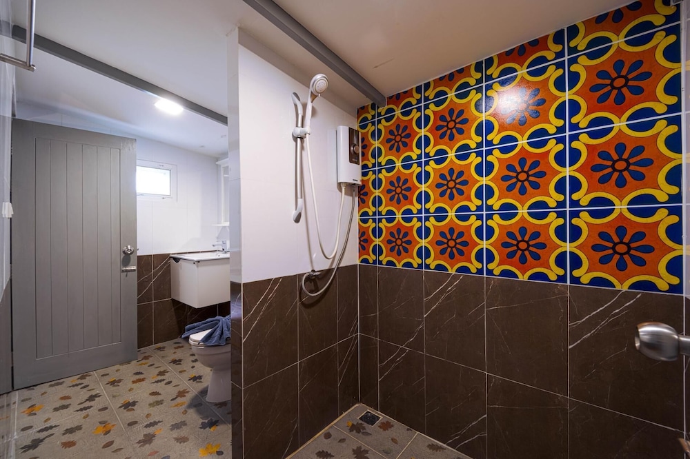 Fantastic Resort Near Town Location BS88