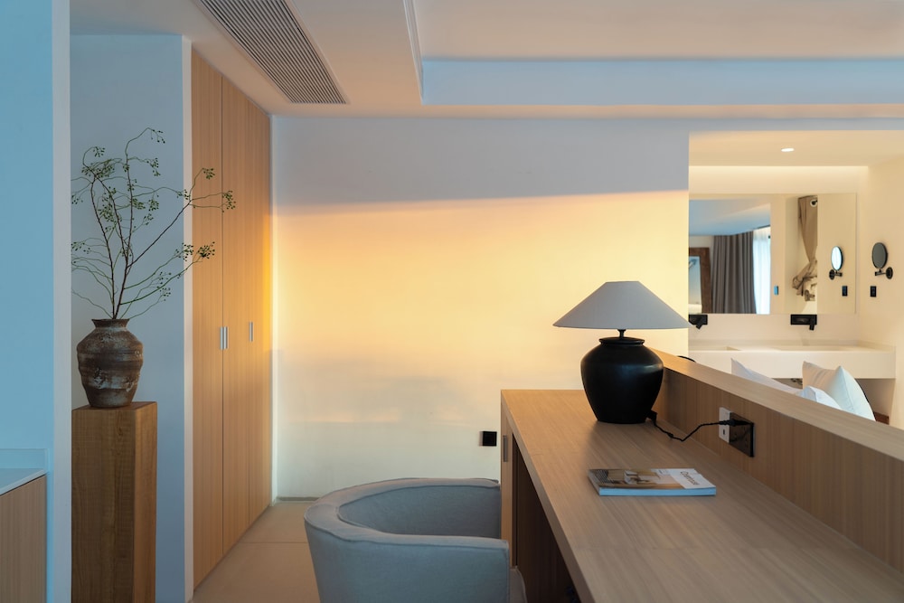 Miyue Shenzhen Tianlu Secret Wild Wizard Holiday Hotel