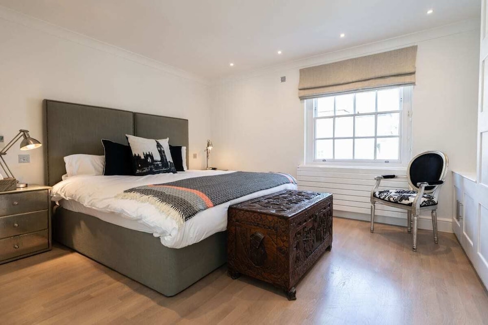 The Chelsea Place - Lovely 4bdr House With Terrace