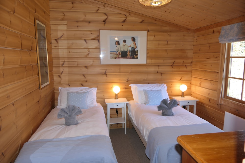 Willowbank Lodges