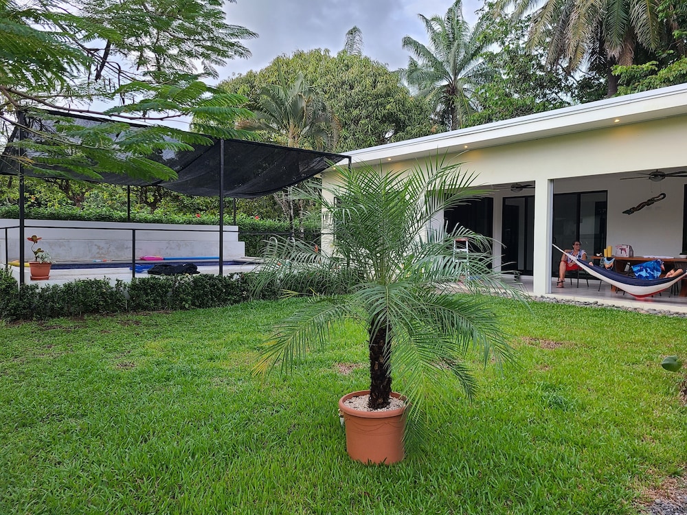 Hotel Villa Elenita - Parrita
