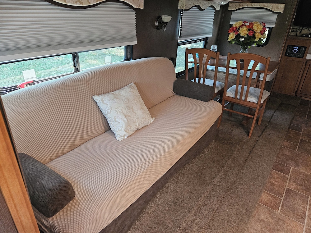 Liberty Hill Executive Inn