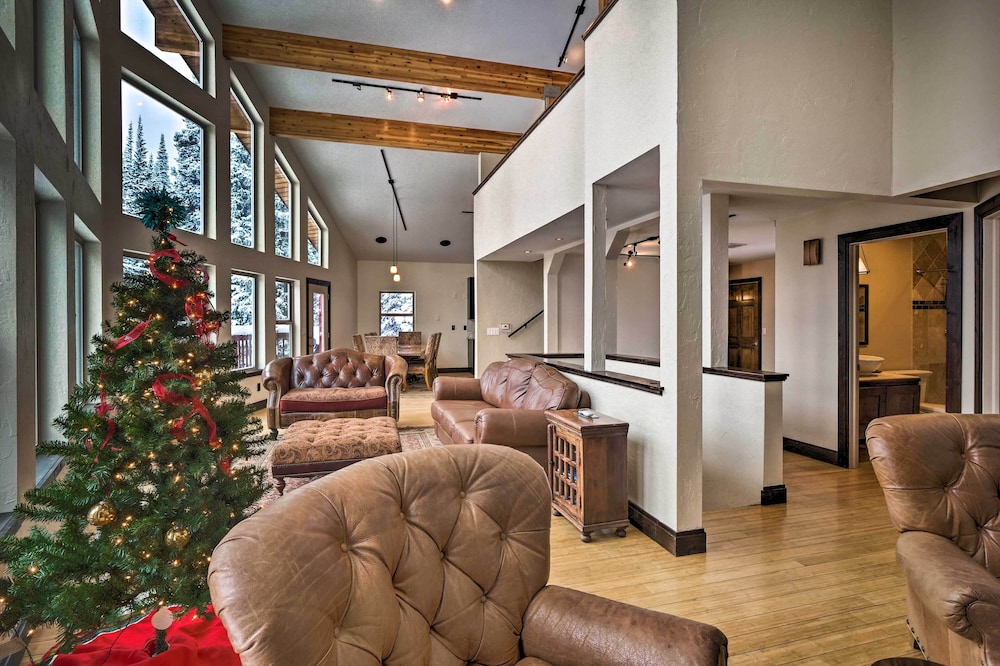 Chalet Elevation