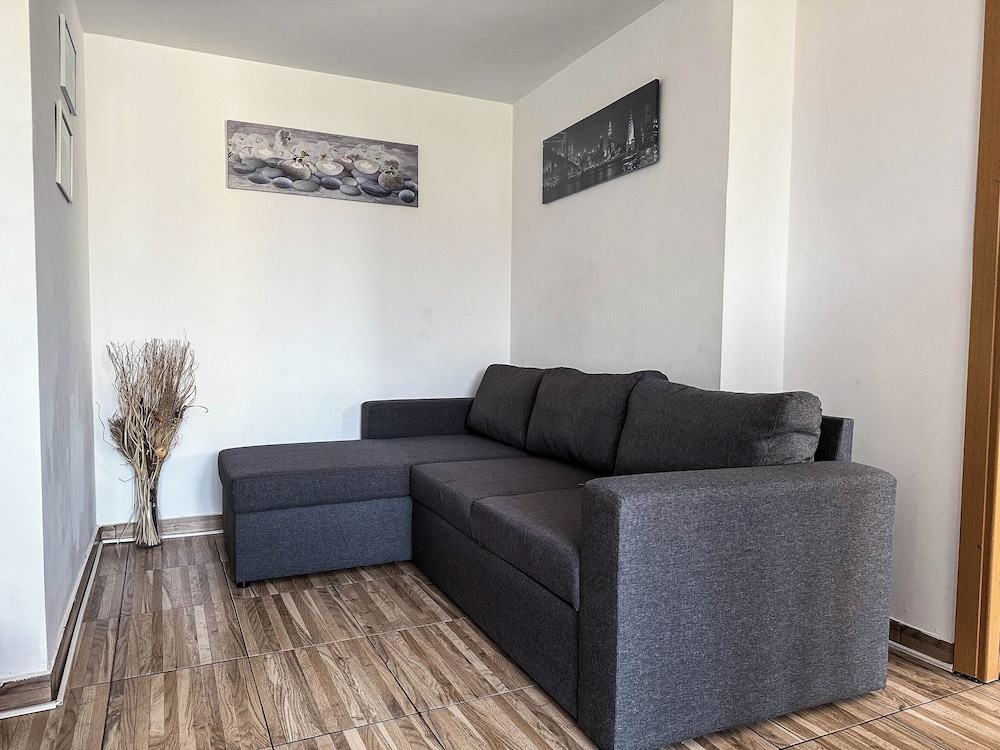 Sunrise Apartments City Center