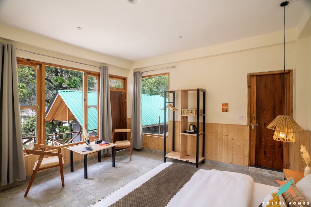 Zostel Homes Tirthan - Gushaini
