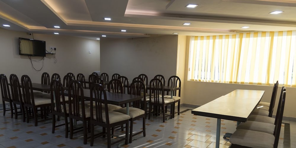 meeting & event spaces