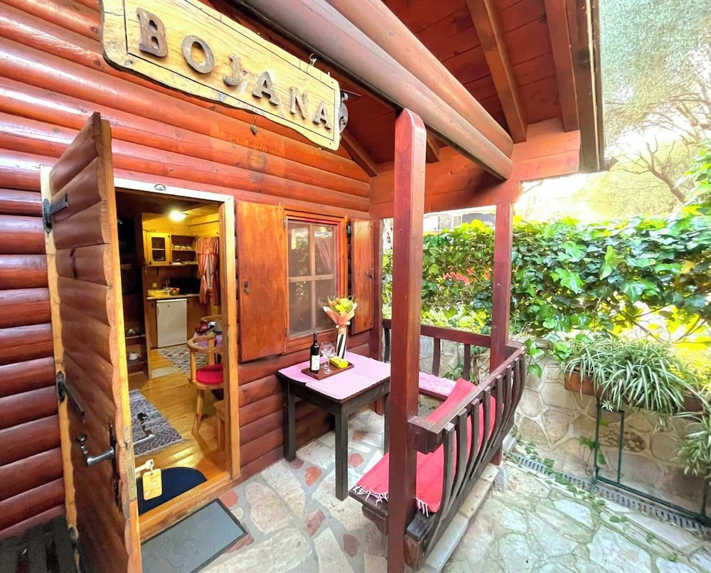 Eco Houses Drvljanik Buljarica