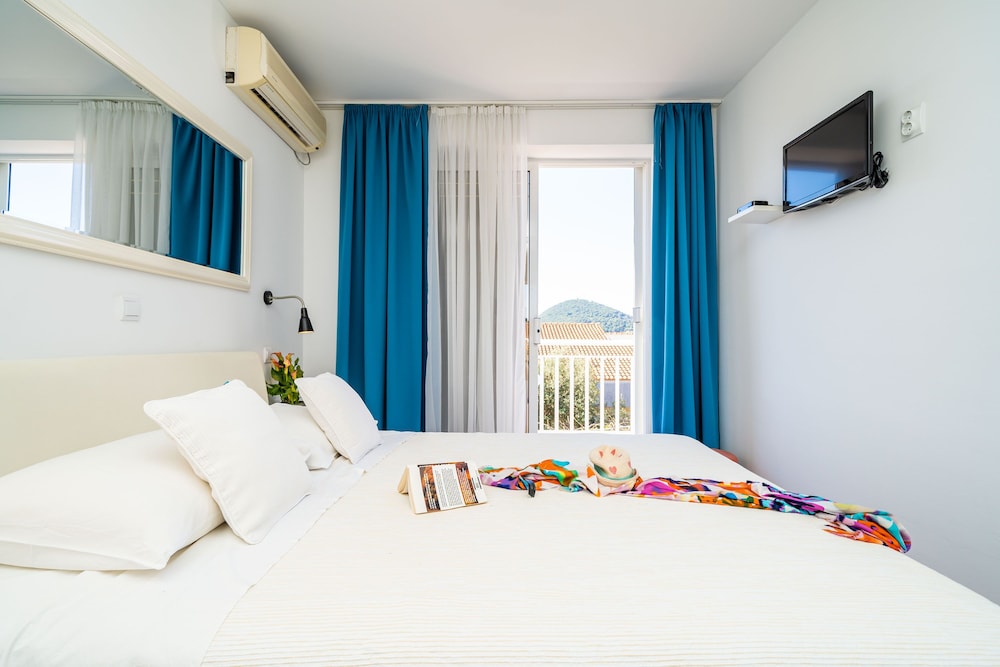 Jele Rooms