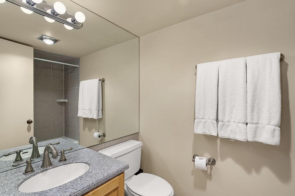Chateau Eau Claire & Roaring Fork by Frias Properties