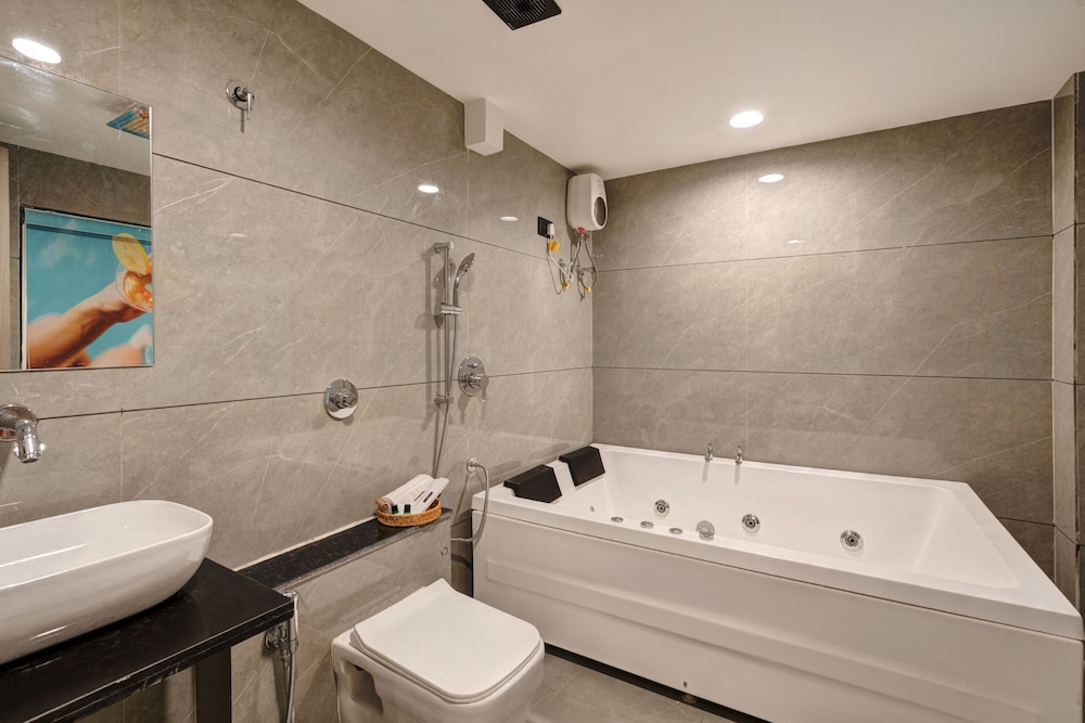 HOTEL GRAND SHIVA