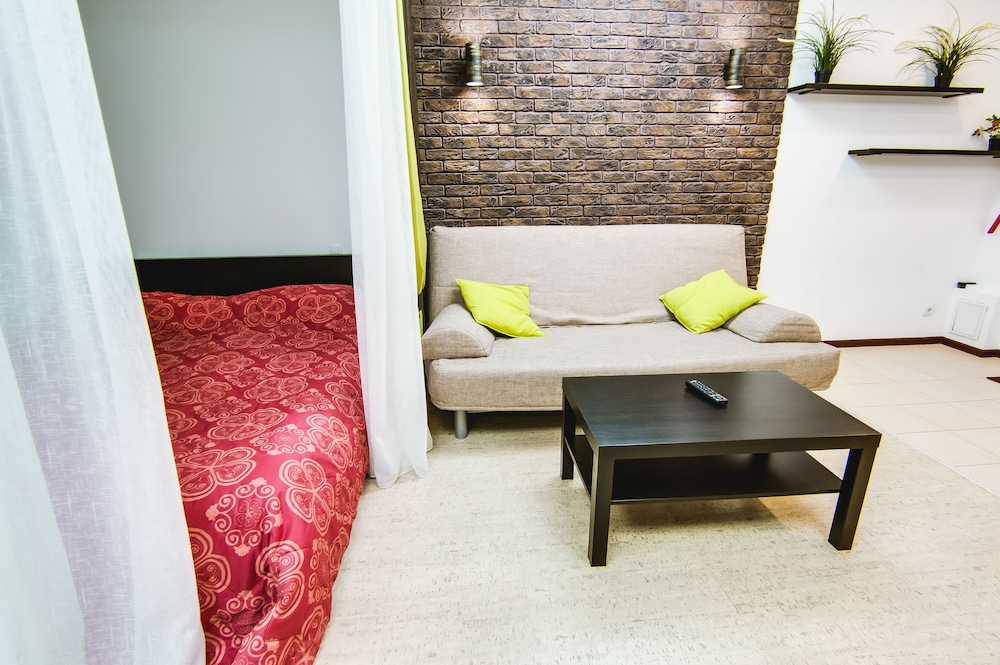 Aura Apartments