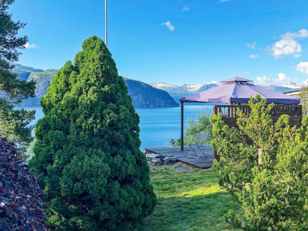 6 Person Holiday Home in Utvik view 3
