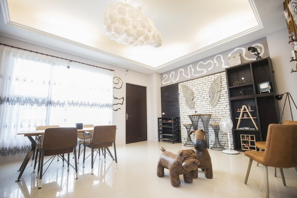East Cube B&B