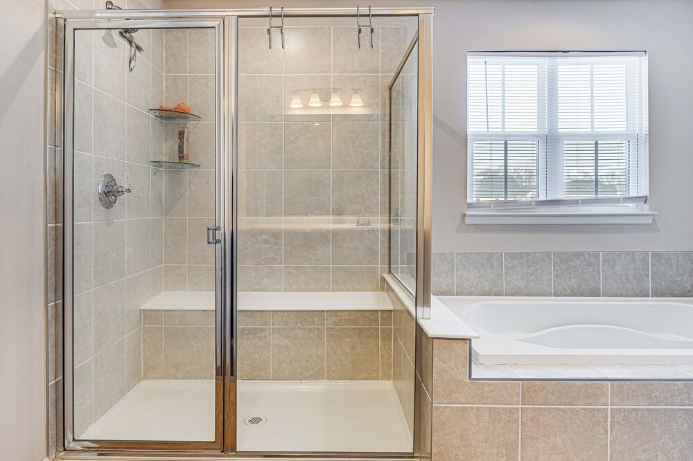 15 Mi to Dtwn Indianapolis: Family-friendly Home!