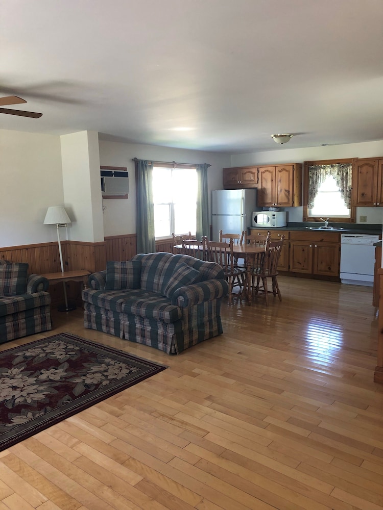 Shining Waters Cottages