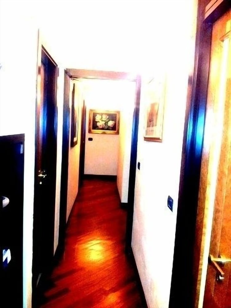 Termini Station Rooms