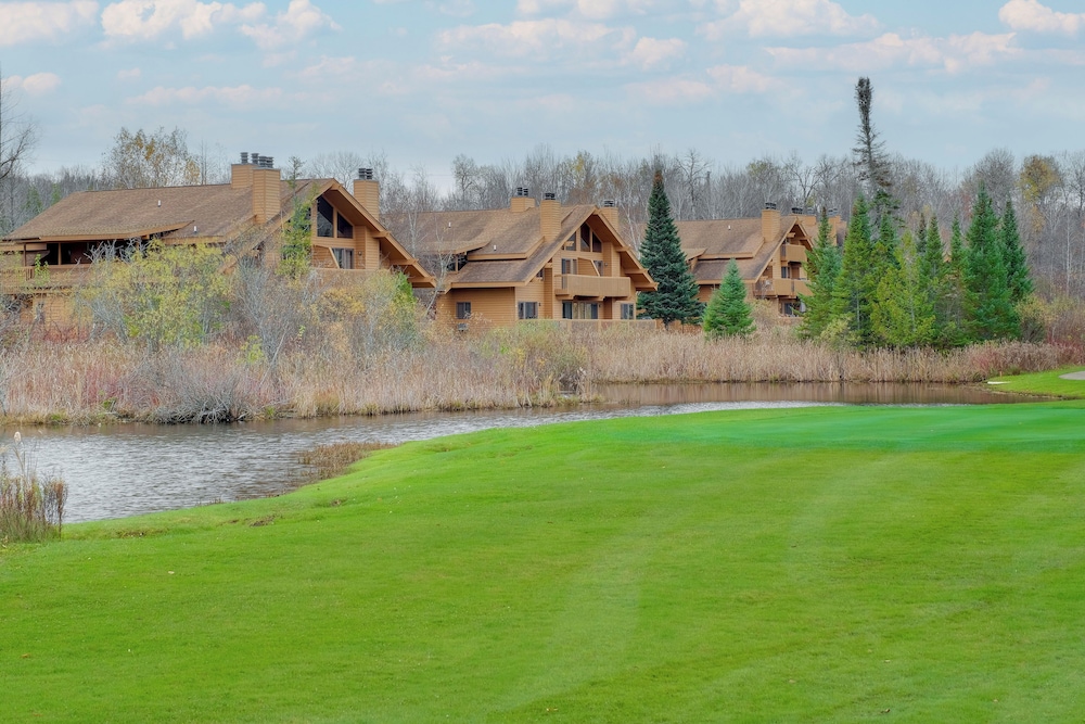 Golf, Swim & Ski: Schuss Mtn Family Getaway!