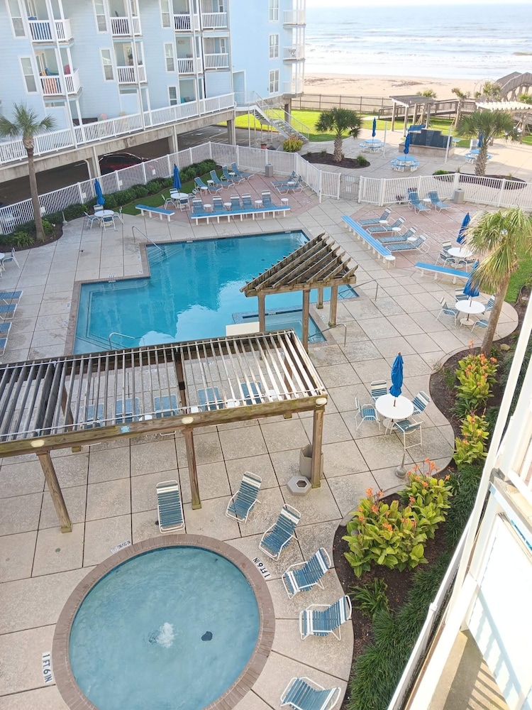 Seascape 1318 1 Bedroom Condo by RedAwning