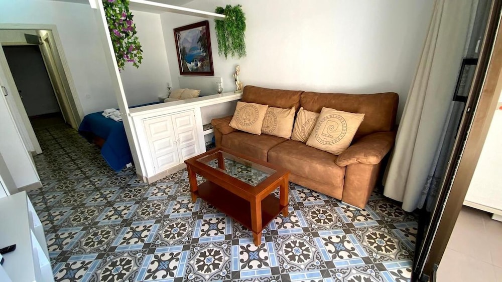 Renovated Apartment by the Sea in Playa del Ingles