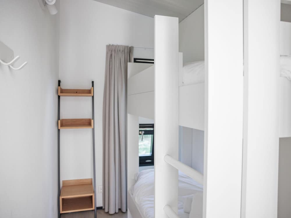 Comfortable Lodge in a Holiday Park view 5