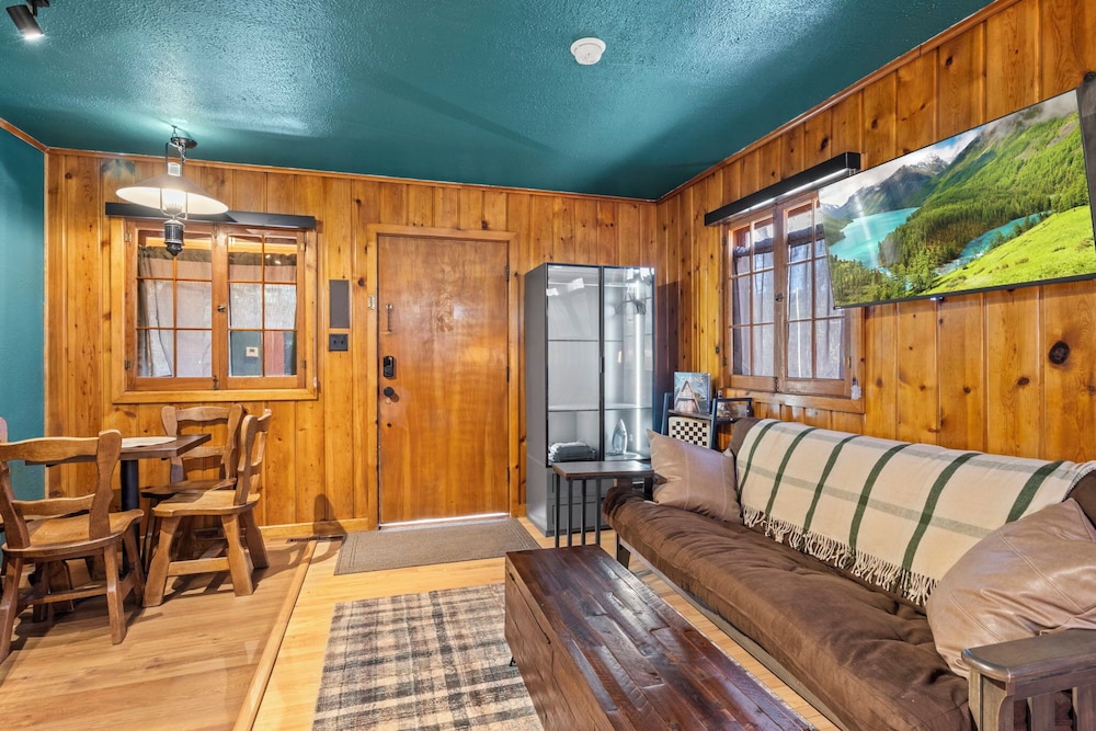 Timber Lodge Cabins 30