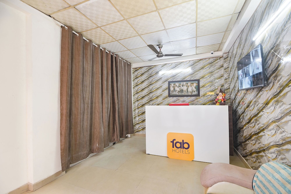 Fabhotel Dream Stay Inn