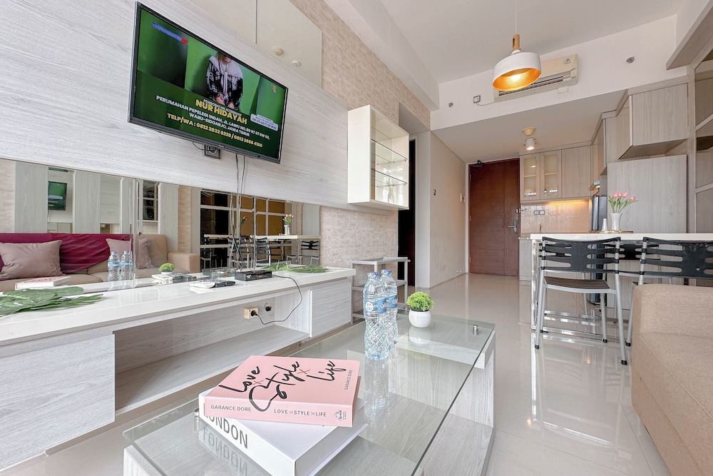 Modern Minimalist 2Br At Linden Apartment