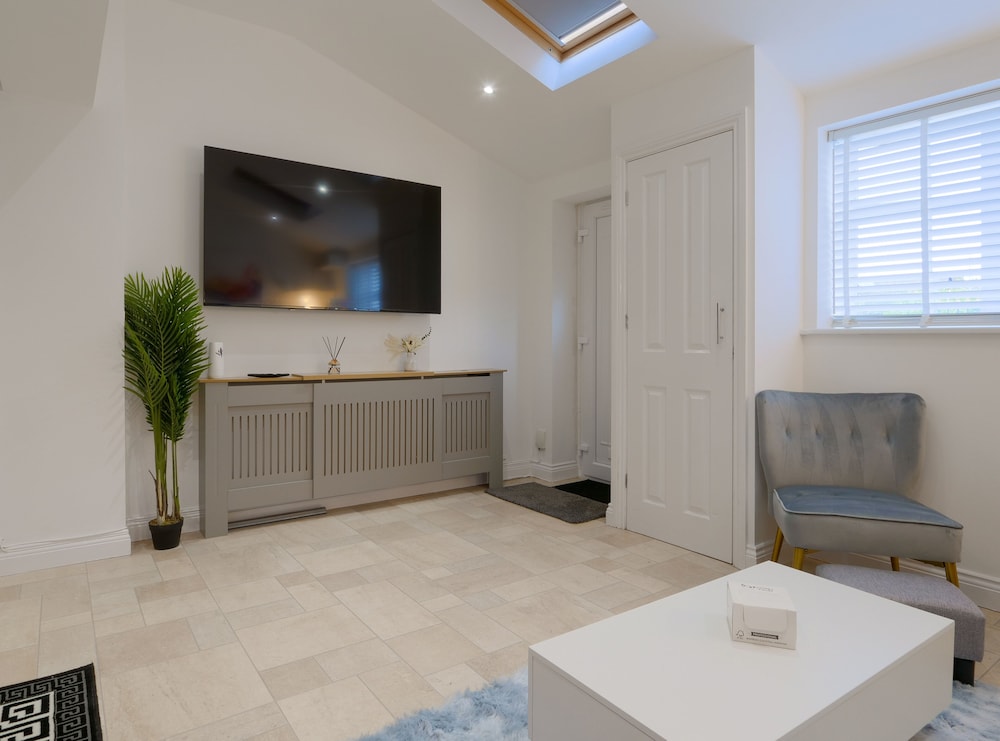 Spacious 5B Sunderland Home For Groups & Families