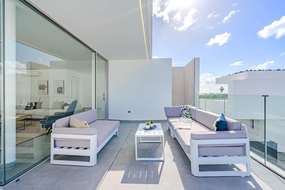Villa Estándar 5 - Casangular by Upper