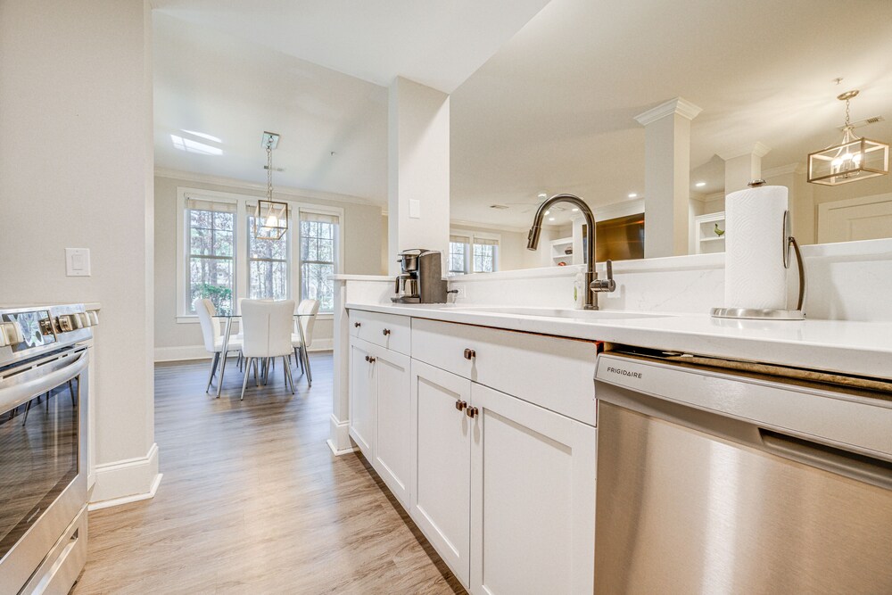 Chic Greensboro Condo w/ Lake Oconee Access!