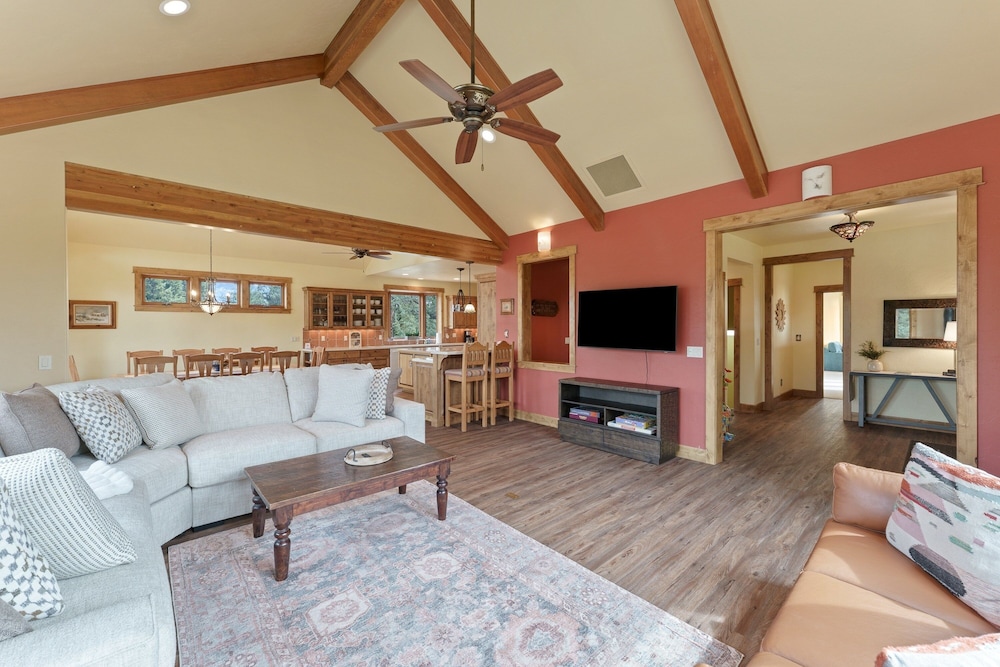 High Lowe 4 Bedroom Home