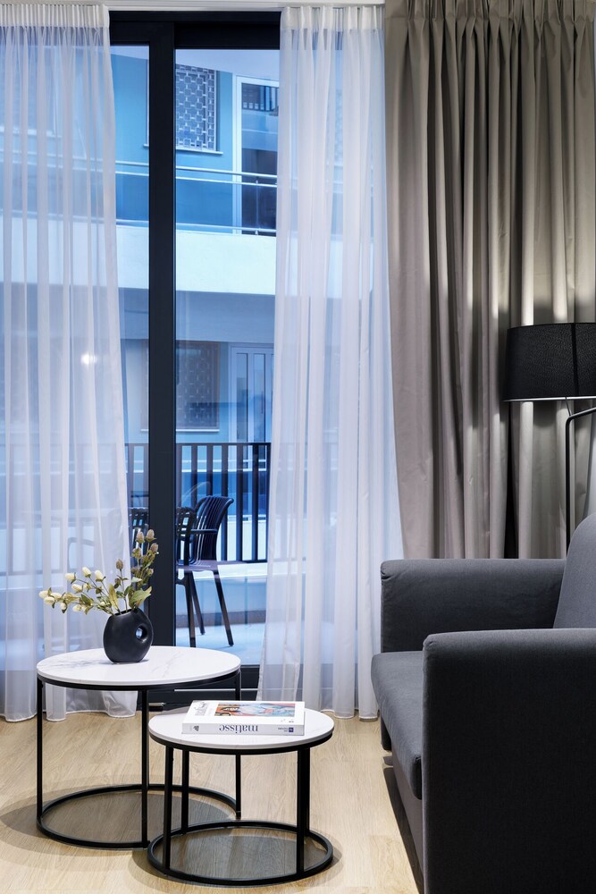 MoRe by Zoia Living