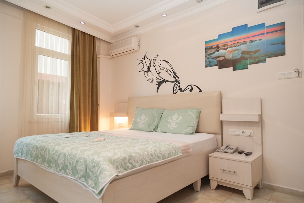 Koboroz Otel en Ayvalik — hotel room