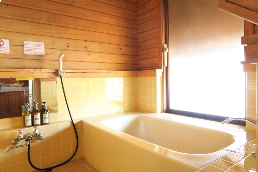 Reposer Hakuba