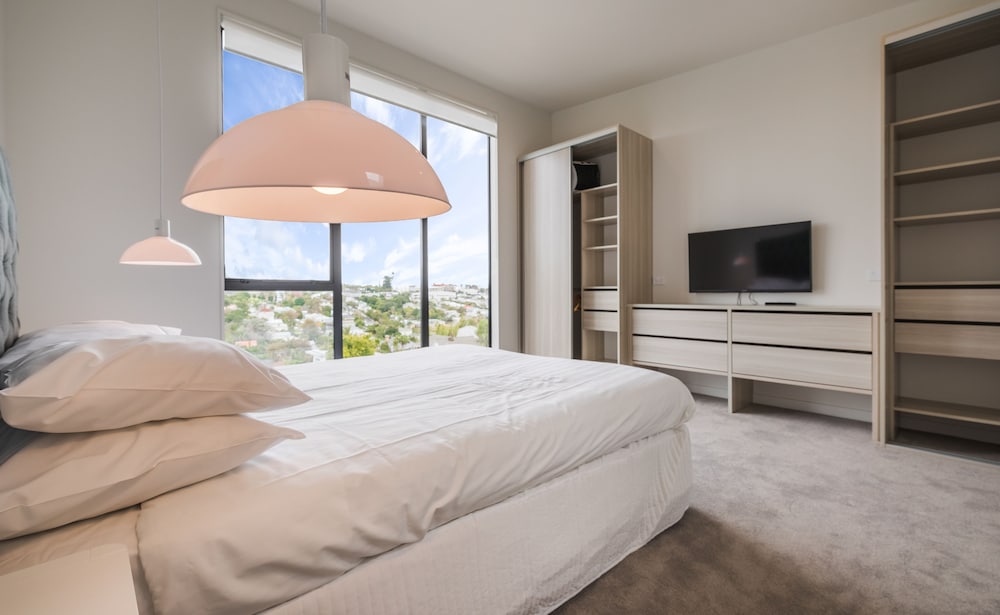 Luxury 3 bedroom with Ensuite Bathroom