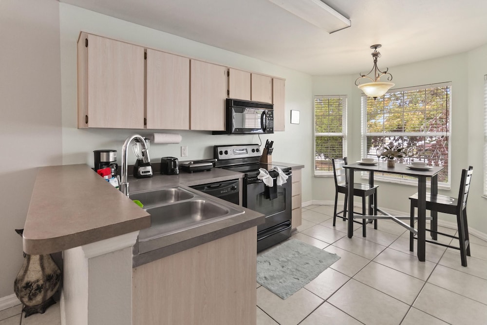 Cozy Home Near Disney!!!