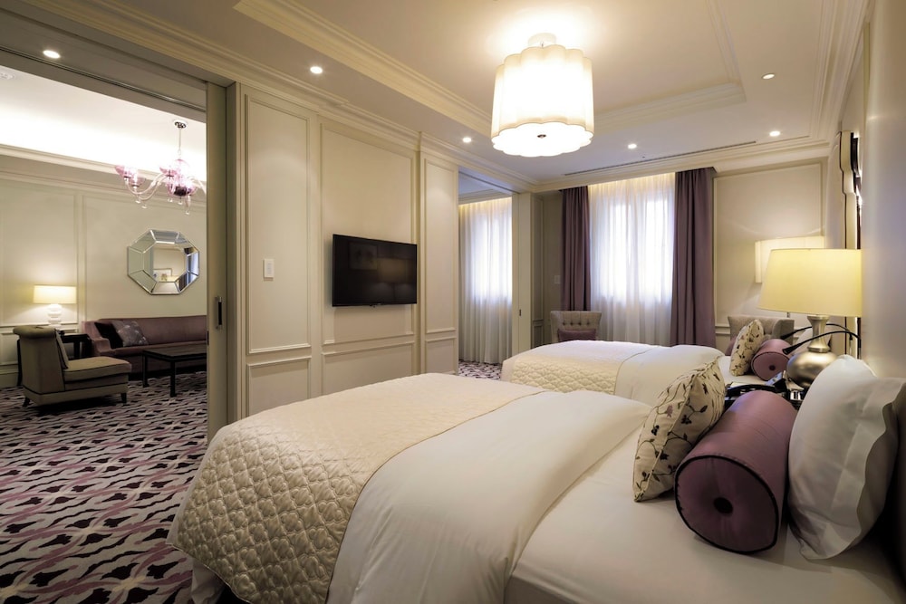 The Tokyo Station Hotel 51